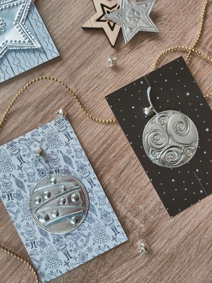 Photo de pampilles en métal repoussé, par Emilie and co